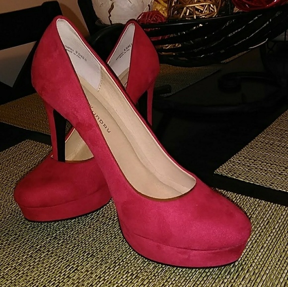 Shoes - 👠 👠 Clay Laundry